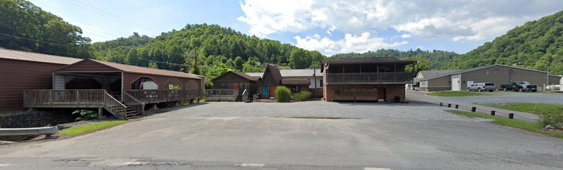 Small Town Trail Lodging Hatfield Mccoy Trail Houses